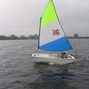 VOILE OPTI ECOLE FOURREAU